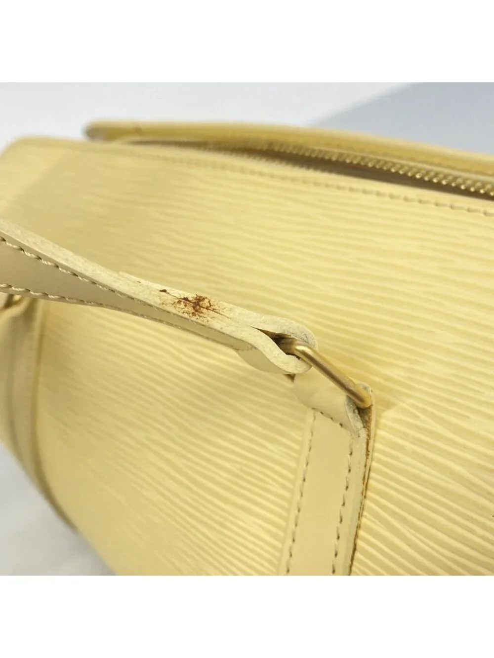 Louis Vuitton Epi Souflo Vanilla Handbag